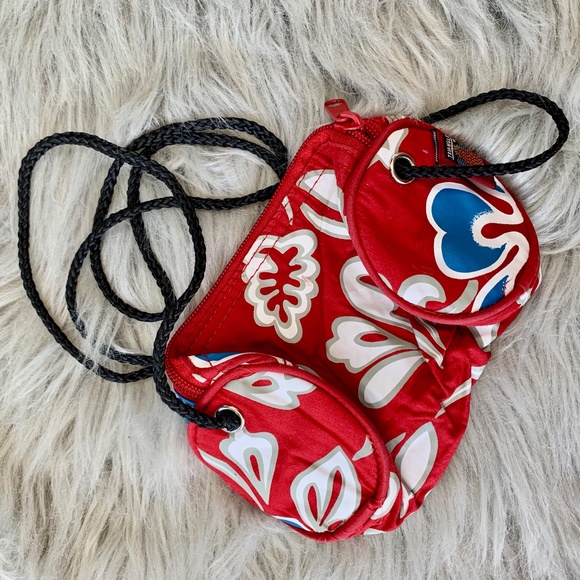 Triangle Hawaiian Floral Crossbody Beach Mini - Picture 5 of 5